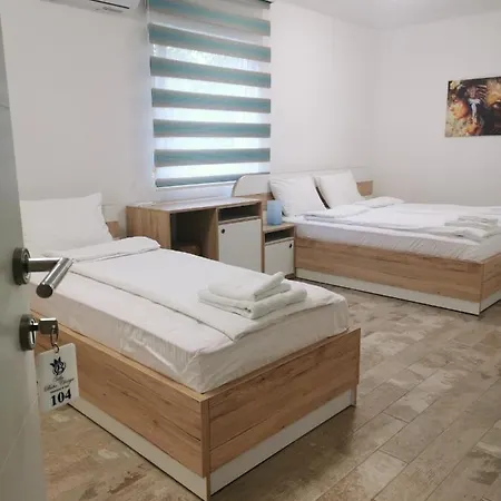 Boho Cherga 호텔 4*